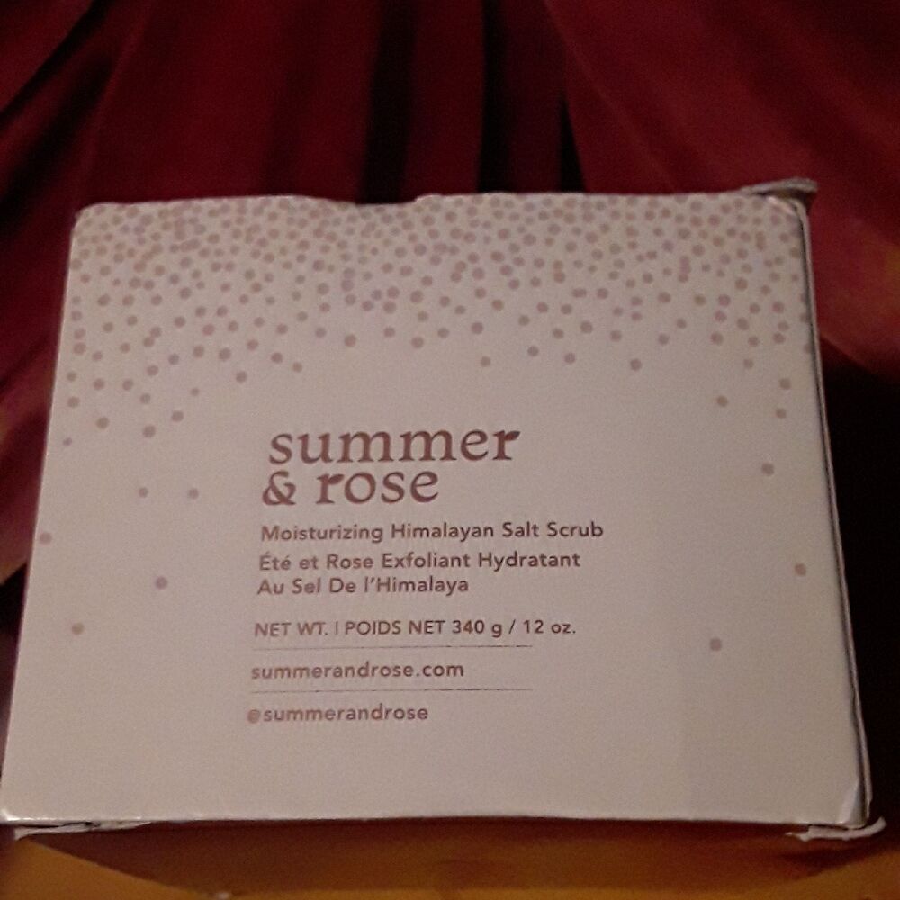 NIB Summer & Rose Body Scrub